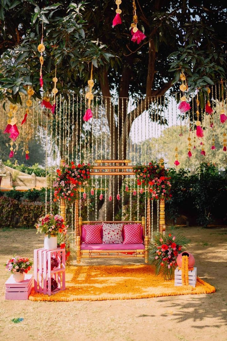 Bride / Groom Chair